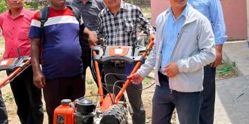 मोहन्याल गाउँपालिकाअध्यक्षज्यूद्वारा ५० प्रतिशत अनुदानमा मिनी पावर टिलर वितरण
