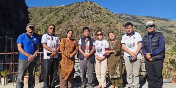 पुल निर्माण गर्ने बचन दिएका श्रम संस्कृति पार्टीका अध्यक्ष हर्क साम्पाङ कर्णाली करिडोर हुँदै हुम्ला प्रस्थान